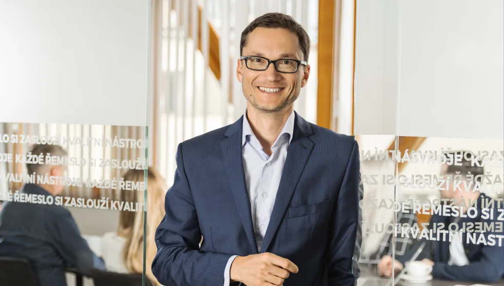 Zdeněk Sluka, Broker Trust